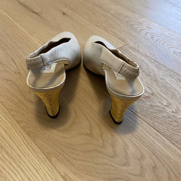 Cream colour high heels - Picture 2 of 5